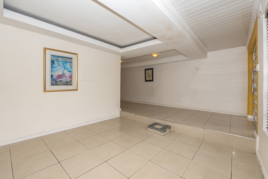 7 Bedroom Property for Sale in Lentegeur Western Cape